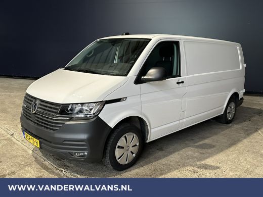 Volkswagen Transporter 2.0 TDI 150 pk L2H1 Euro6 # Airco | Trekhaak | Cruisecontrol | Apple Carplay | PDC Parkeersensore... ActivLease financial lease