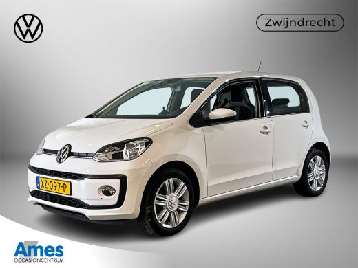 Volkswagen up! 1.0 60pk high up! | Buitenspiegels elektrisch instel- en verwarmbaar | Parkeersensoren achter | B... Volkswagen up! 1.0 60pk high up! | Buitenspiegels elektrisch instel- en verwarmbaar | Parkeersensoren achter | B...