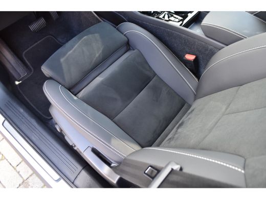 Volvo  XC40 T5 Plus Dark | Cruise Control Adaptive | BLIS | Stoel/Stuurverwarming ActivLease financial lease