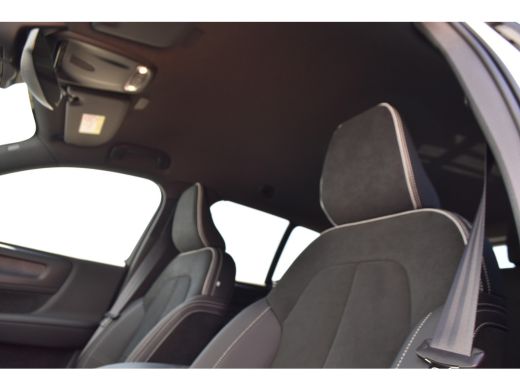 Volvo  XC40 T5 Plus Dark | Cruise Control Adaptive | BLIS | Stoel/Stuurverwarming ActivLease financial lease