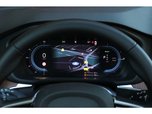 Volvo  XC60 2.0 T6 Plug-in hybrid AWD Plus Dark | Luchtvering | Stoelventilatie | Panoramadak | Trekhaak | 36... ActivLease financial lease