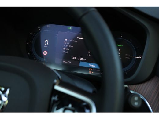 Volvo  XC60 2.0 T6 Plug-in hybrid AWD Plus Dark | Luchtvering | Stoelventilatie | Panoramadak | Trekhaak | 36... ActivLease financial lease