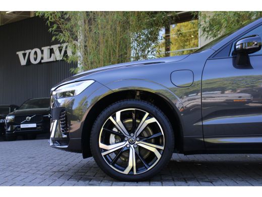 Volvo  XC60 2.0 T6 Plug-in hybrid AWD Plus Dark | Luchtvering | Stoelventilatie | Panoramadak | Trekhaak | 36... ActivLease financial lease