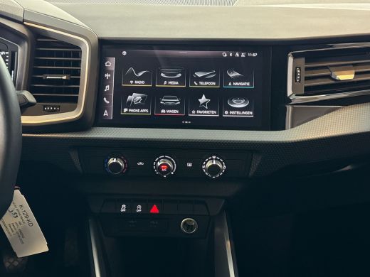 Audi A1 Sportback Sportback 25 TFSI 95pk epic | Virtual cockpit | Smartphone interface | 17 inch velgen ActivLease financial lease
