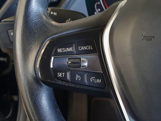 BMW 1-serie 118i Executive Edition | Cruise Control | Apple Carplay | Navigatie ActivLease financial lease