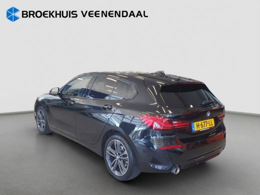 BMW 1-serie 118i Executive Edition | Cruise Control | Apple Carplay | Navigatie ActivLease financial lease