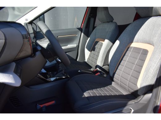 Citroën C3 Aircross 1.2 Turbo 100pk Plus DEMO-DEAL! | Navigatie By App | Achteruitrijcamera | Climate Control | Cruis... ActivLease financial lease