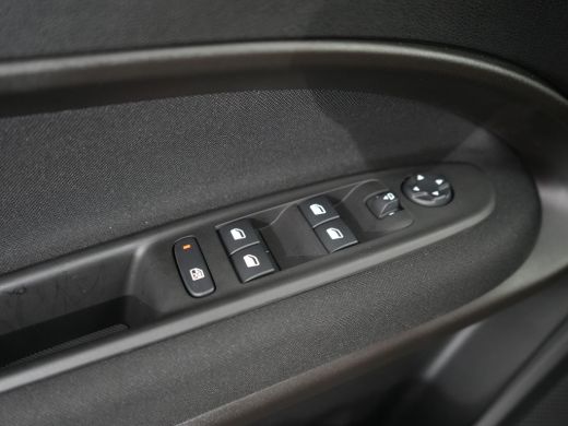 Fiat 600 1.2 Hybrid Urban Automaat | Airco (automatisch) | Apple Carplay/Android Auto|telefoonintegratie p... ActivLease financial lease