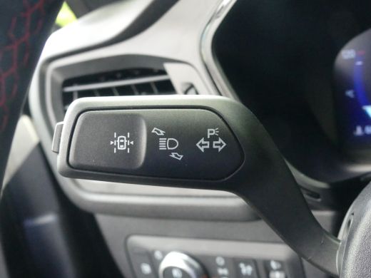 Ford Kuga 2.5 PHEV 225PK ST-Line | STOEL+STUUR+VOORRUITVERWARMING | NAVI | PARKEERSENSOREN | CAMERA | 18'' ... ActivLease financial lease