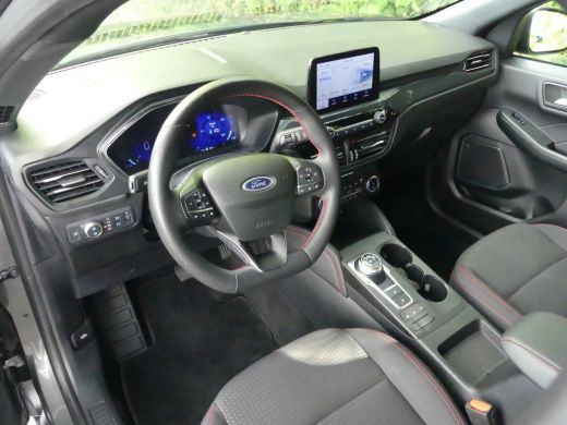 Ford Kuga 2.5 PHEV 225PK ST-Line | STOEL+STUUR+VOORRUITVERWARMING | NAVI | PARKEERSENSOREN | CAMERA | 18'' ... ActivLease financial lease
