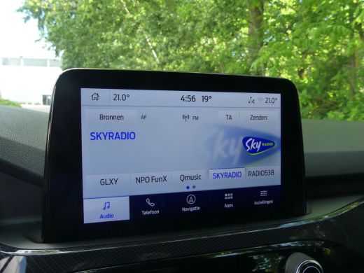 Ford Kuga 2.5 PHEV 225PK ST-Line | STOEL+STUUR+VOORRUITVERWARMING | NAVI | PARKEERSENSOREN | CAMERA | 18'' ... ActivLease financial lease