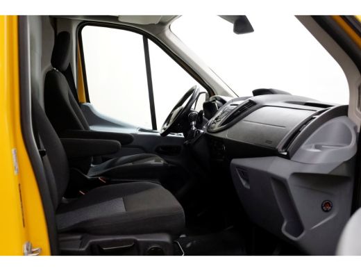 Ford Transit 350 2.0 TDCI 130pk E6 L3H2 Trend Airco/Trekhaak 2800kg 03-2018 ActivLease financial lease