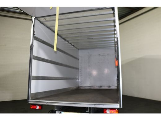 Iveco Daily 35S18 3.0 Automaat Bakwagen met Laadklep ActivLease financial lease