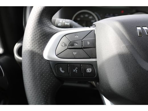 Iveco Daily 35S18 3.0 Automaat Bakwagen met Laadklep ActivLease financial lease