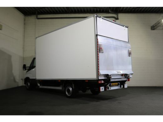 Iveco Daily 35S18 3.0 Automaat Bakwagen met Laadklep ActivLease financial lease