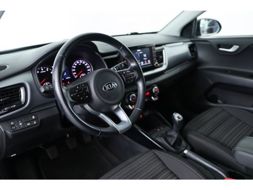 Kia Stonic 1.0 T-GDi DynamicPlusLine | Navi | Camera | Clima | Keyless | Parkeersensoren | DAB | Cruise Cont... ActivLease financial lease