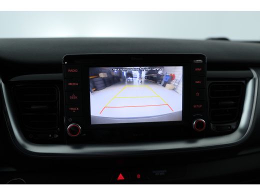 Kia Stonic 1.0 T-GDi DynamicPlusLine | Navi | Camera | Clima | Keyless | Parkeersensoren | DAB | Cruise Cont... ActivLease financial lease