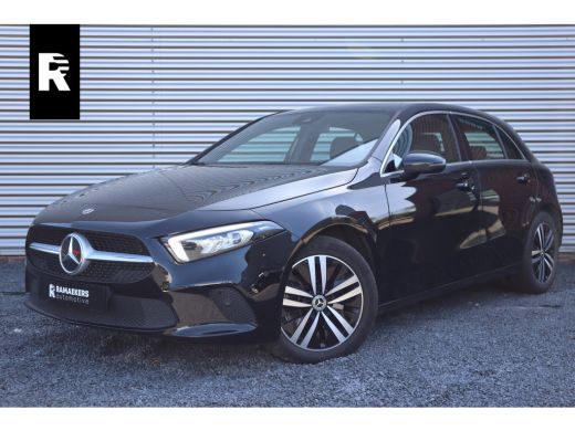 Mercedes A-Klasse 250 e Luxury Sfeer verlichting / Widescreen / Camera / Carplay / Mercedes A-Klasse 250 e Luxury Sfeer verlichting / Widescreen / Camera / Carplay /