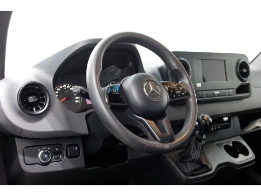 Mercedes Sprinter 314 CDI 143pk E6 Bakwagen met laadklep en zijdeur L440 975kg Laadverm. 04-2019 ActivLease financial lease