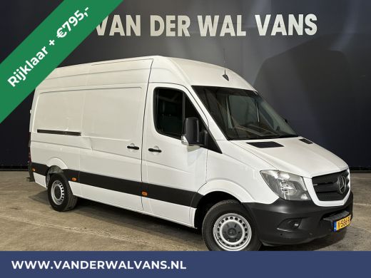 Mercedes-Benz Sprinter 316 CDI 163 pk L2H2 Euro6 *Rijklaar Direct Rijden* Airco | 2800kg Trekhaak | Cruisecontrol | Park... Mercedes-Benz Sprinter 316 CDI 163 pk L2H2 Euro6 *Rijklaar Direct Rijden* Airco | 2800kg Trekhaak | Cruisecontrol | Park...