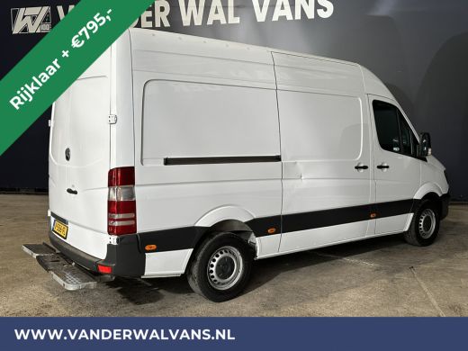 Mercedes-Benz Sprinter 316 CDI 163 pk L2H2 Euro6 *Rijklaar Direct Rijden* Airco | 2800kg Trekhaak | Cruisecontrol | Park... ActivLease financial lease
