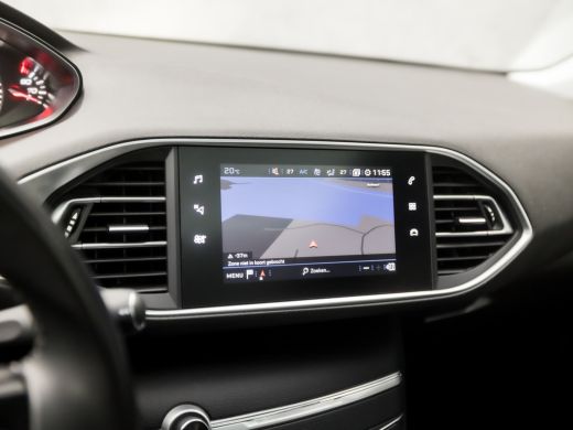 Peugeot 308 SW 1.2 PureTech Sport (PANORAMADAK, APPLE CARPLAY, GROOT NAVI, 360 CAMERA, LEDER, SPORTSTOELEN, A... ActivLease financial lease