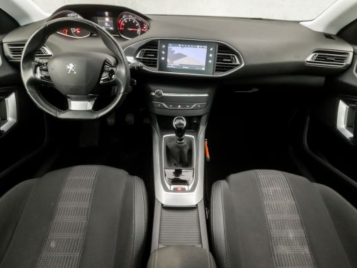 Peugeot 308 SW 1.2 PureTech Sport (PANORAMADAK, APPLE CARPLAY, GROOT NAVI, 360 CAMERA, LEDER, SPORTSTOELEN, A... ActivLease financial lease