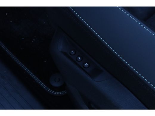 Peugeot 5008 1.2 Hybrid 136 GT | 7-Zits | FULL OPTION | Adaptieve Cruise | 360' Camera | Pano | Massage | Memo... ActivLease financial lease