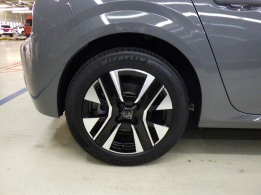 Peugeot e-208 EV Allure 51 kWh ActivLease financial lease
