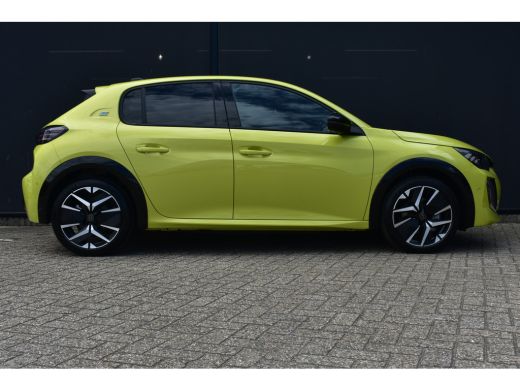 Peugeot e-208 EV GT 51 kWh | DEMO-DEAL | Alcantara | Navigatie | Elektr. Stoelen | Full-LED | Stoelverwarming |... ActivLease financial lease