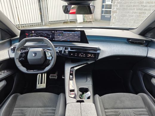 Peugeot e-5008 GT 73 kWh | Cruise control adaptief met Stop&Go | Electronic climate controle | Navigatiesysteem ... ActivLease financial lease