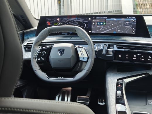 Peugeot e-5008 GT 73 kWh | Cruise control adaptief met Stop&Go | Electronic climate controle | Navigatiesysteem ... ActivLease financial lease