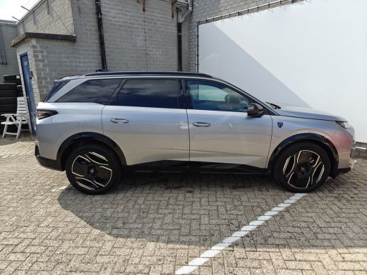 Peugeot e-5008 GT 73 kWh | Cruise control adaptief met Stop&Go | Electronic climate controle | Navigatiesysteem ... ActivLease financial lease