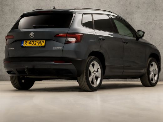 Skoda Karoq 1.5 TSI ACT Ambition Business 150Pk Automaat (APPLE CARPLAY, GROOT NAVI, CAMERA, TREKHAAK, SPORTS... ActivLease financial lease