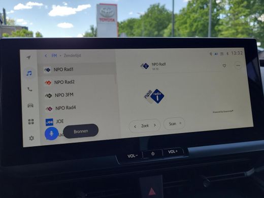 Toyota C-HR 1.8 Hybrid 140 First Edition | Apple CarPlay | Elektr. klep | Stoel/stuurverwarming | Rijklaarpri... ActivLease financial lease