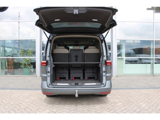 Volkswagen Multivan eHybrid | Style | 150 PK | L2 | Trekhaak | Navi | Standkachel | Elektrische Schuifdeuren | Ledere... ActivLease financial lease
