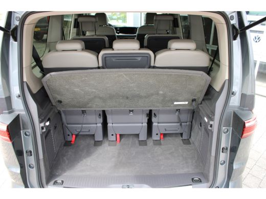 Volkswagen Multivan eHybrid | Style | 150 PK | L2 | Trekhaak | Navi | Standkachel | Elektrische Schuifdeuren | Ledere... ActivLease financial lease