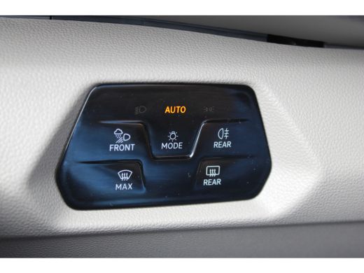 Volkswagen Multivan eHybrid | Style | 150 PK | L2 | Trekhaak | Navi | Standkachel | Elektrische Schuifdeuren | Ledere... ActivLease financial lease