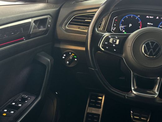 Volkswagen T-Roc 1.5 TSI 150pk Sport Business R | 18 inch lichtmetaal | LED 'Plus' | Navigatie | Adaptive Cruise C... ActivLease financial lease