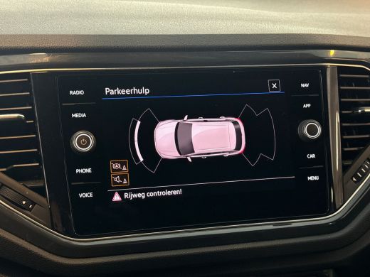 Volkswagen T-Roc 1.5 TSI 150pk Sport Business R | 18 inch lichtmetaal | LED 'Plus' | Navigatie | Adaptive Cruise C... ActivLease financial lease