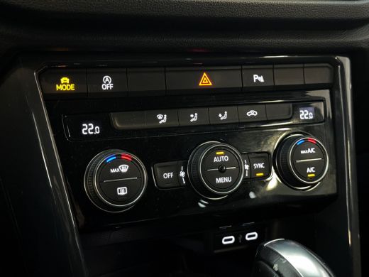 Volkswagen T-Roc 1.5 TSI 150pk Sport Business R | 18 inch lichtmetaal | LED 'Plus' | Navigatie | Adaptive Cruise C... ActivLease financial lease