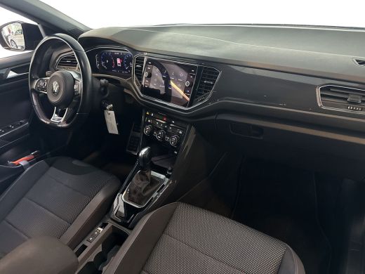 Volkswagen T-Roc 1.5 TSI 150pk Sport Business R | 18 inch lichtmetaal | LED 'Plus' | Navigatie | Adaptive Cruise C... ActivLease financial lease
