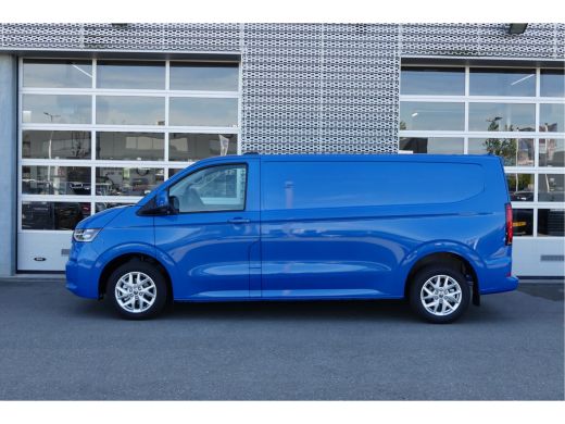 Volkswagen Transporter Bulli | IQ.LIGHT | DSG | ACC | Lichtmetalen velgen 17" | DynamicLight Assist | Camera ActivLease financial lease