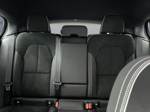 Volvo  C40 Single Motor Extended Range Ultimate 82 kWh | 20" | Microtech/Nubuck bekleding | Trekhaak | Getin... ActivLease financial lease
