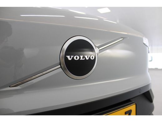 Volvo  EX30 Extended Range 272PK Plus 69kWh | Getint Glas | Stoel & Stuurverwarming | HK Audio | Elektr Klep ... ActivLease financial lease