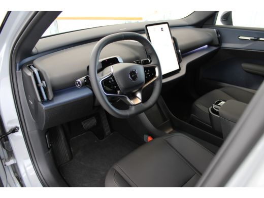 Volvo  EX30 Extended Range 272PK Plus 69kWh | Getint Glas | Stoel & Stuurverwarming | HK Audio | Elektr Klep ... ActivLease financial lease