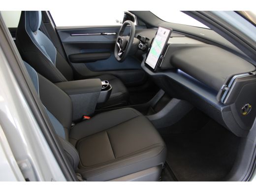Volvo  EX30 Extended Range 272PK Plus 69kWh | Getint Glas | Stoel & Stuurverwarming | HK Audio | Elektr Klep ... ActivLease financial lease
