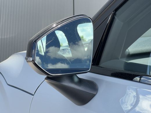 Volvo  EX30 Single Motor Extended Range Plus 69 kWh | Achteruitrij Camera | Apple Carplay/Android Auto | Stoe... ActivLease financial lease
