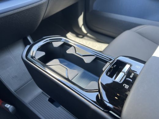 Volvo  EX30 Single Motor Extended Range Plus 69 kWh | Achteruitrij Camera | Apple Carplay/Android Auto | Stoe... ActivLease financial lease
