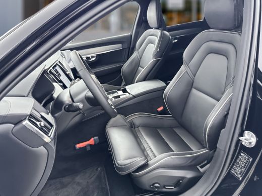 Volvo  V90 T6 Recharge AWD Ultra Dark | 20" | Luchtvering | Bowers & Wilkins | Sportstoelen | 360 Camera | G... ActivLease financial lease